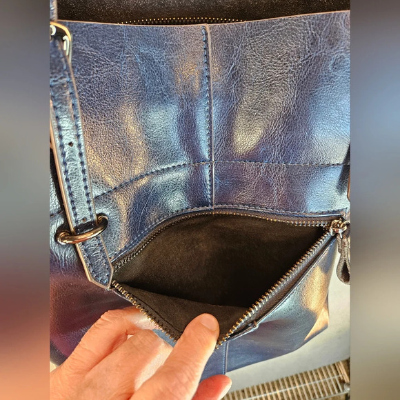 Kattee Womens Beautiful Blue Leather Large Shoulder Bag 14x15.5x5 Classic - Picture 5 of 14